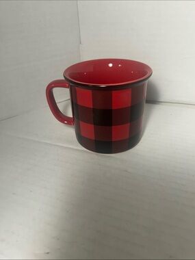 Classic Red Buffalo Plaid Ceramic Mug with Comfortable Handle